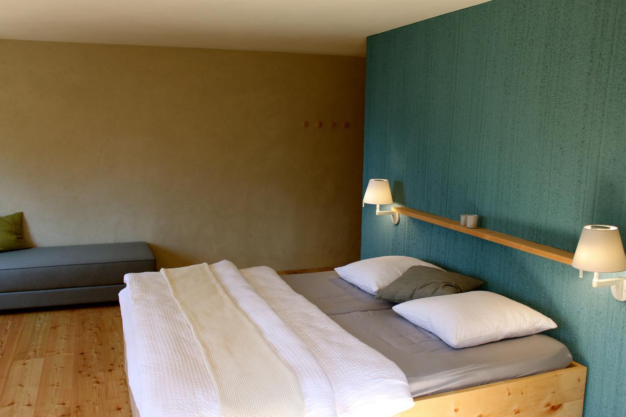 Pension Laresch Mathon Экстерьер фото