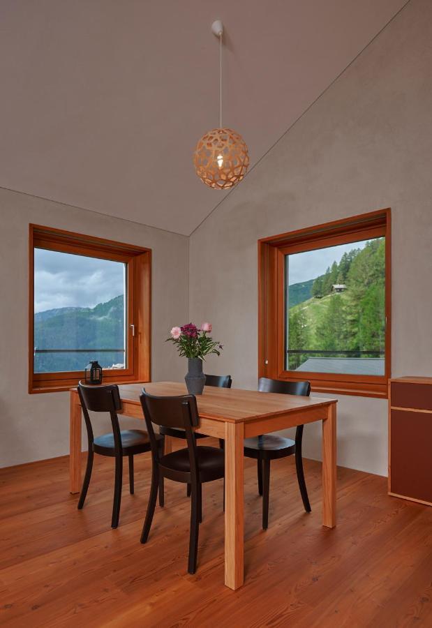 Pension Laresch Mathon Экстерьер фото